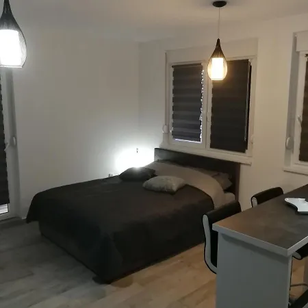 Danica Apartment *
